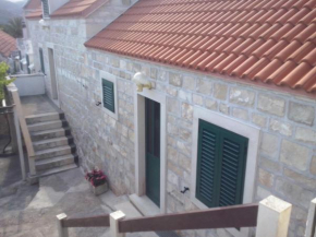 Apartments by the sea Sumartin, Brac - 11658